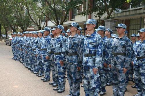 吃瓜军训跳舞,一场别开生面的舞蹈盛宴