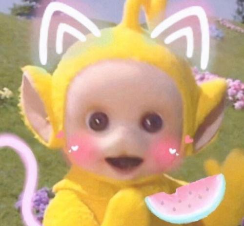 头像小孩吃瓜搞笑视频,小萌娃搞笑吃瓜瞬间，萌态十足引网友爆笑